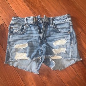 American Eagle ripped jean shorts size 0